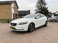 Volvo V40 - 1.6 T3 Summum