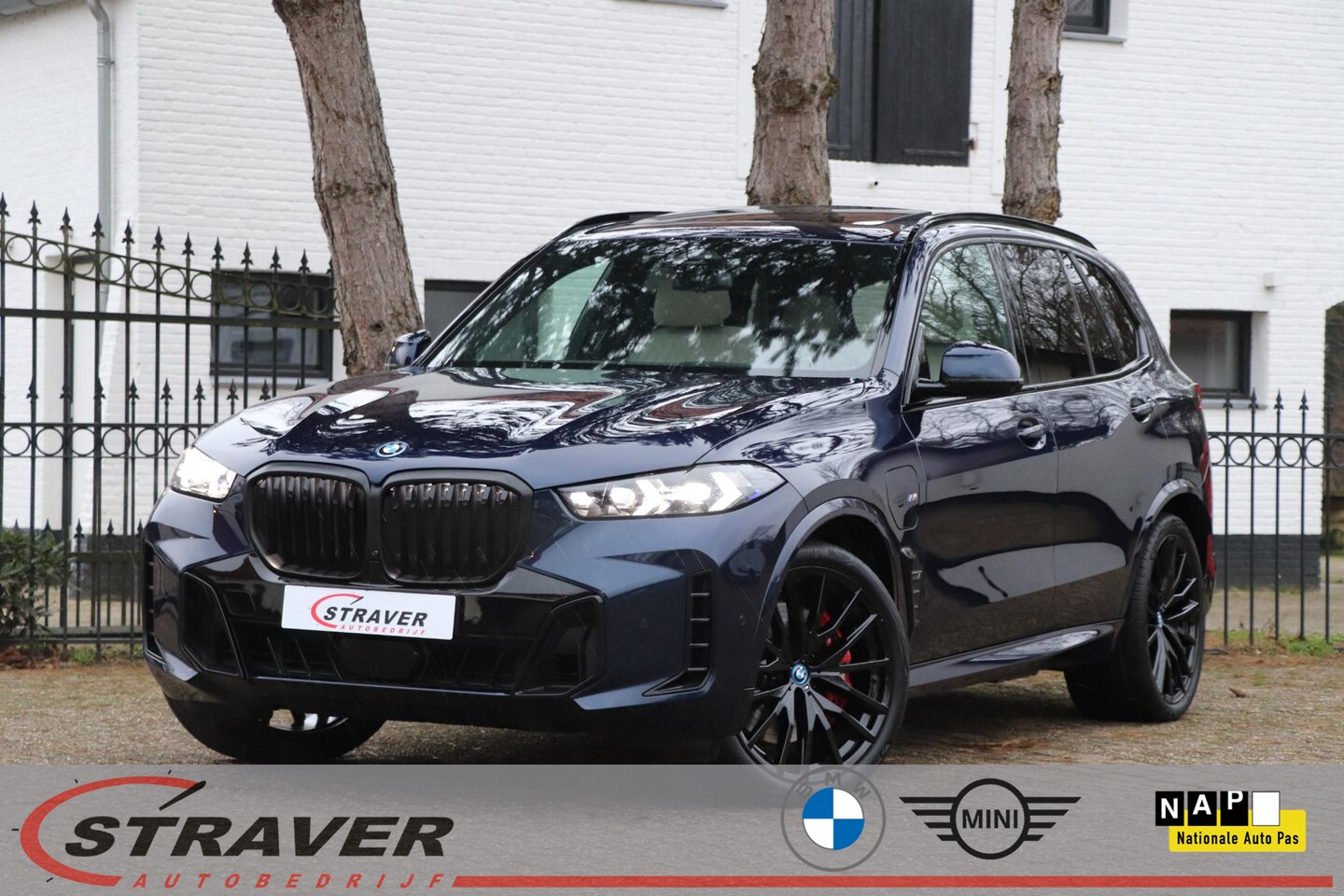 BMW X5 - xDrive50e |M Sport PRO |Bowers & Wilkins |Panoramadak - AutoWereld.nl