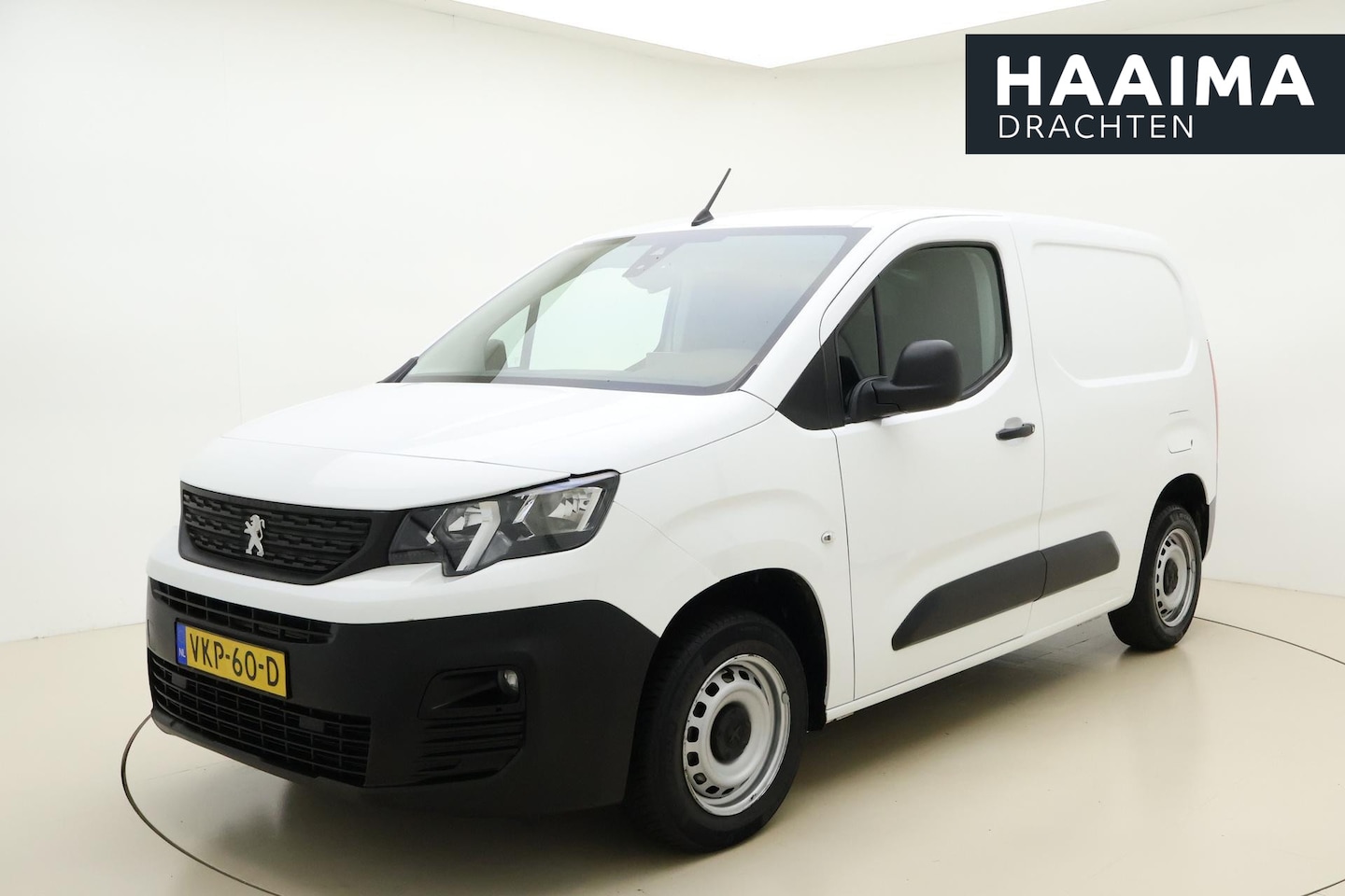 Peugeot Partner - 1.5 BlueHDI Premium | Airco | Navigatie | Cruise Control | Parkeersensoren achter - AutoWereld.nl