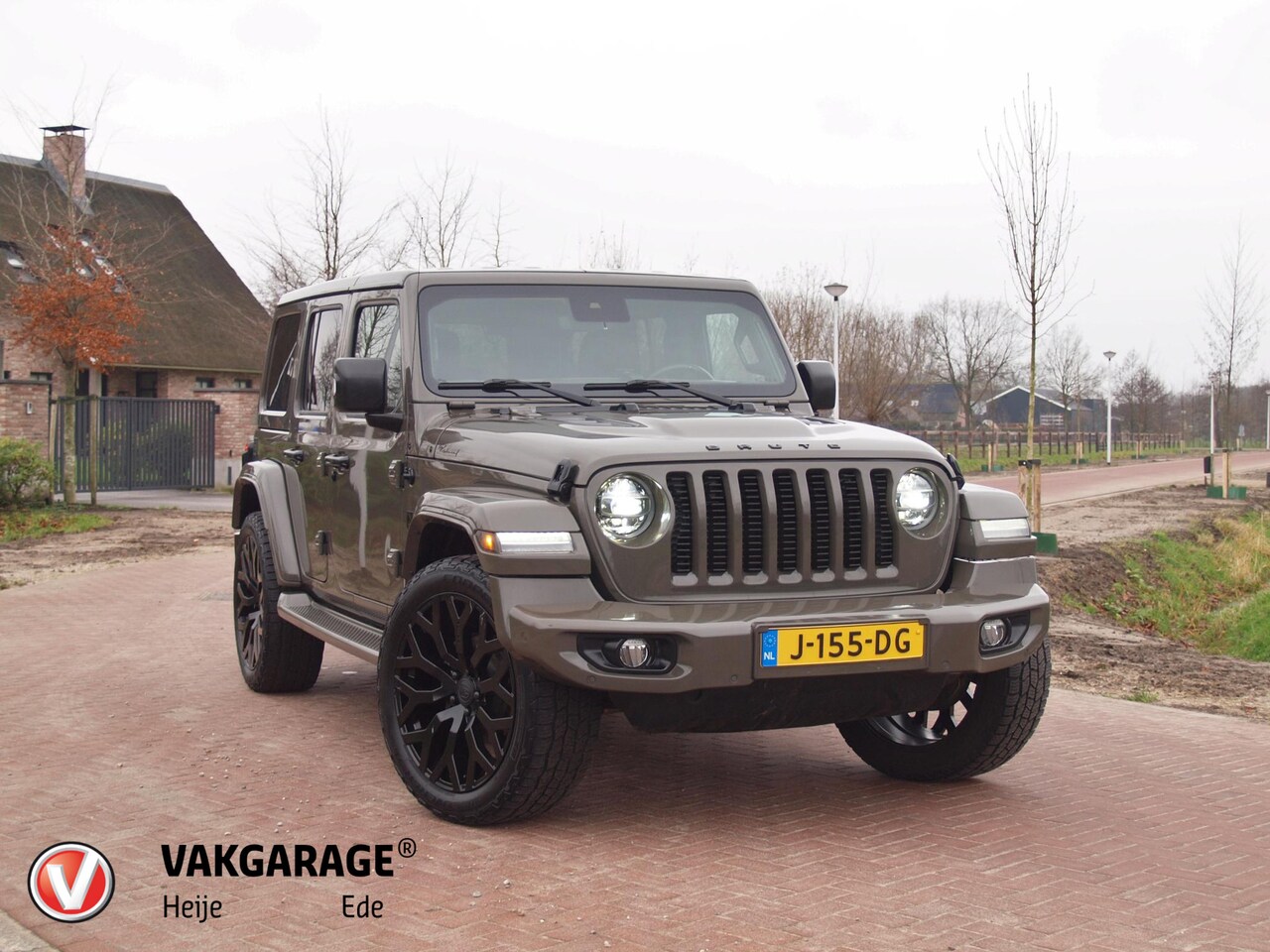 Jeep Wrangler Unlimited - 2.0T Sahara | BRUTE | Camera | Trekhaak | 22 inch | Alpine | - AutoWereld.nl