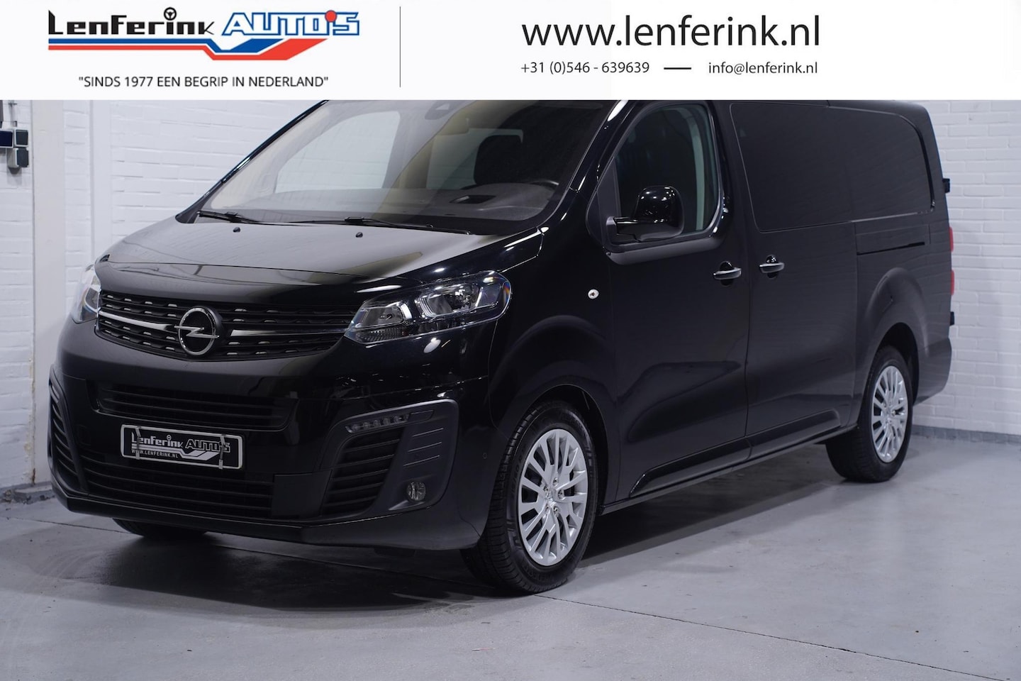 Opel Vivaro - 2.0 CDTI 177 pk L3 Dubbel Cabine Aut 2x Schuifdeur Navi, Camera, HUD, Keyless Entry, Trekh - AutoWereld.nl