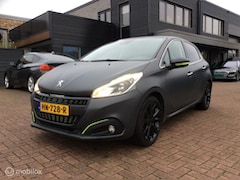 Peugeot 208 - 1.2 PureTech Première 17" MatGrijs Navi Camera Aut