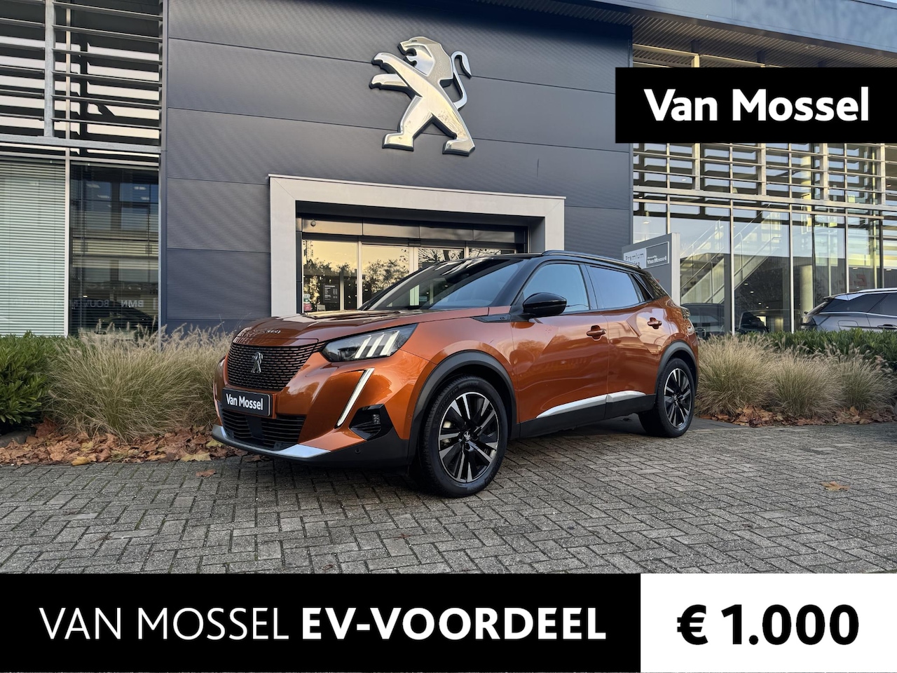 Peugeot e-2008 - EV GT 50 kWh 2000 eu subsidie | Panoramadak l Leer | Navigatie | Camera - AutoWereld.nl