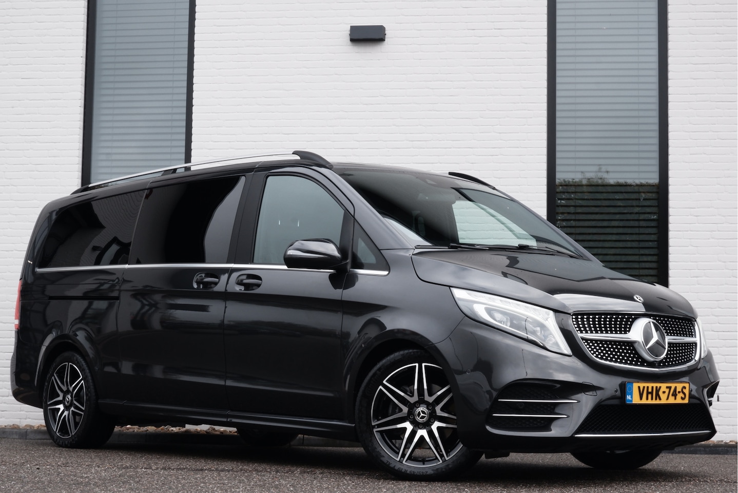 Mercedes-Benz V-klasse - 300d Aut / XXL / DC / Edition / 2x Elec Schuifdeur / Burmester / 360 Camera / NIEUWSTAAT - AutoWereld.nl