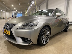 Lexus IS - 300h Luxury Line Mark Levinson