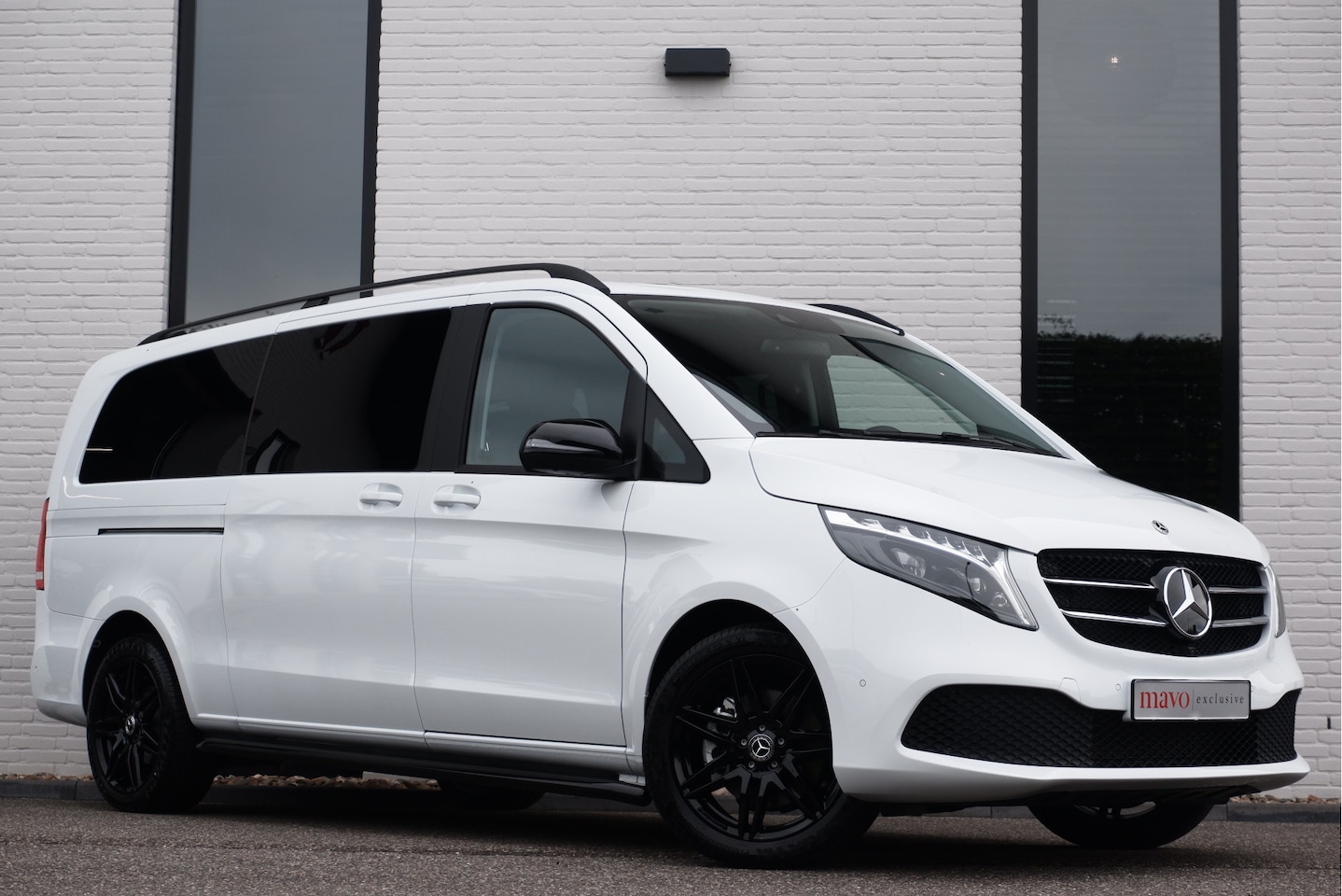 Mercedes-Benz V-klasse - 300d / XXL / DC / 4-Matic / 2x Elec Schuifd / 360 Cam / Burmester / Vol Opties / NIEUW!! - AutoWereld.nl