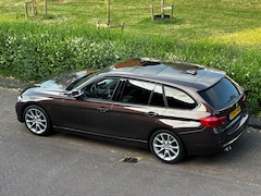 BMW 3-serie Touring - 320d Sport UNIEK! INDIVIDUAL | ACC | HUD | FULL LED | PANO | APPLE CARPLAY