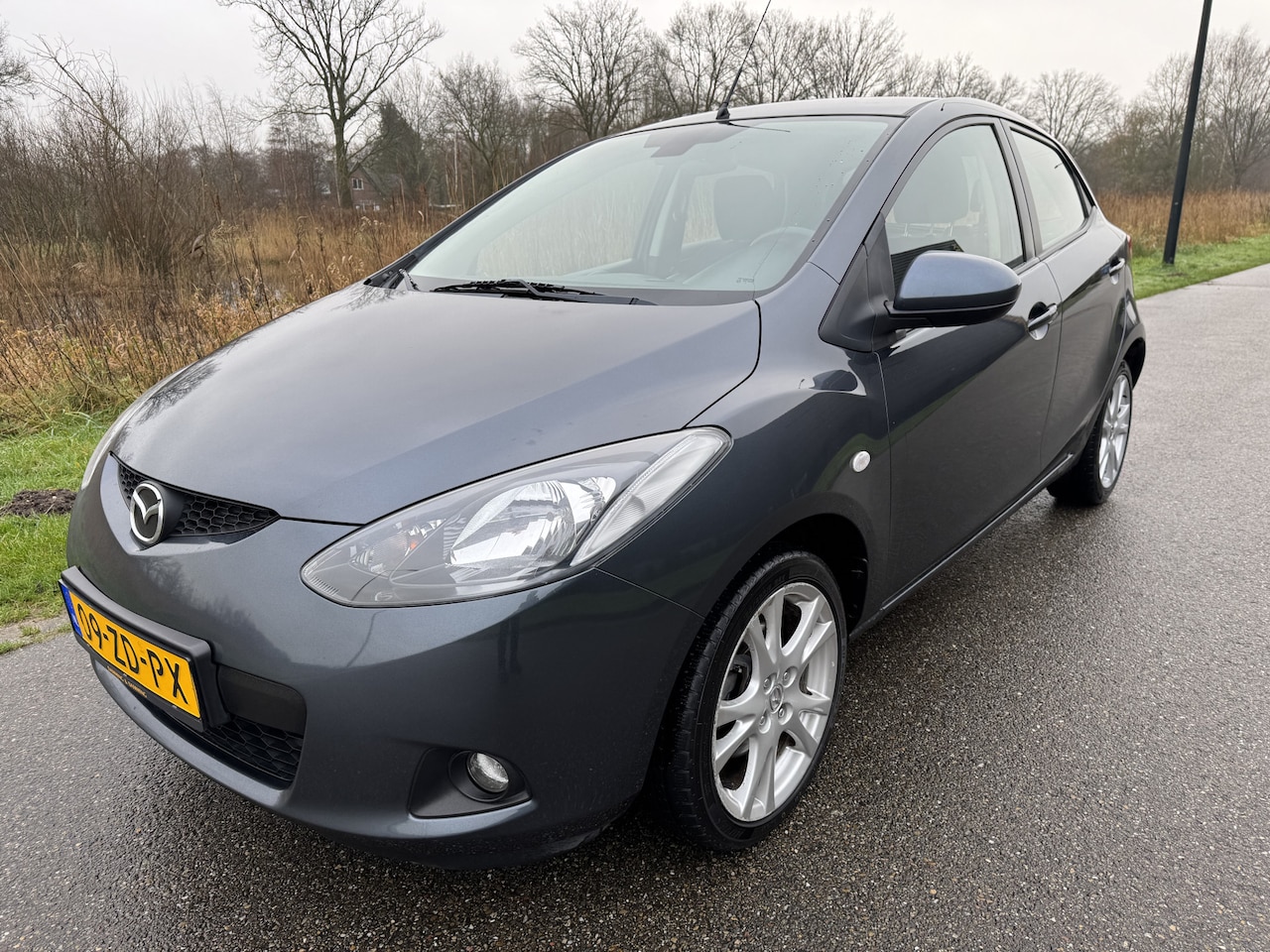 Mazda 2 - 1.3hp S-VT Executive 5Drs Airco - AutoWereld.nl