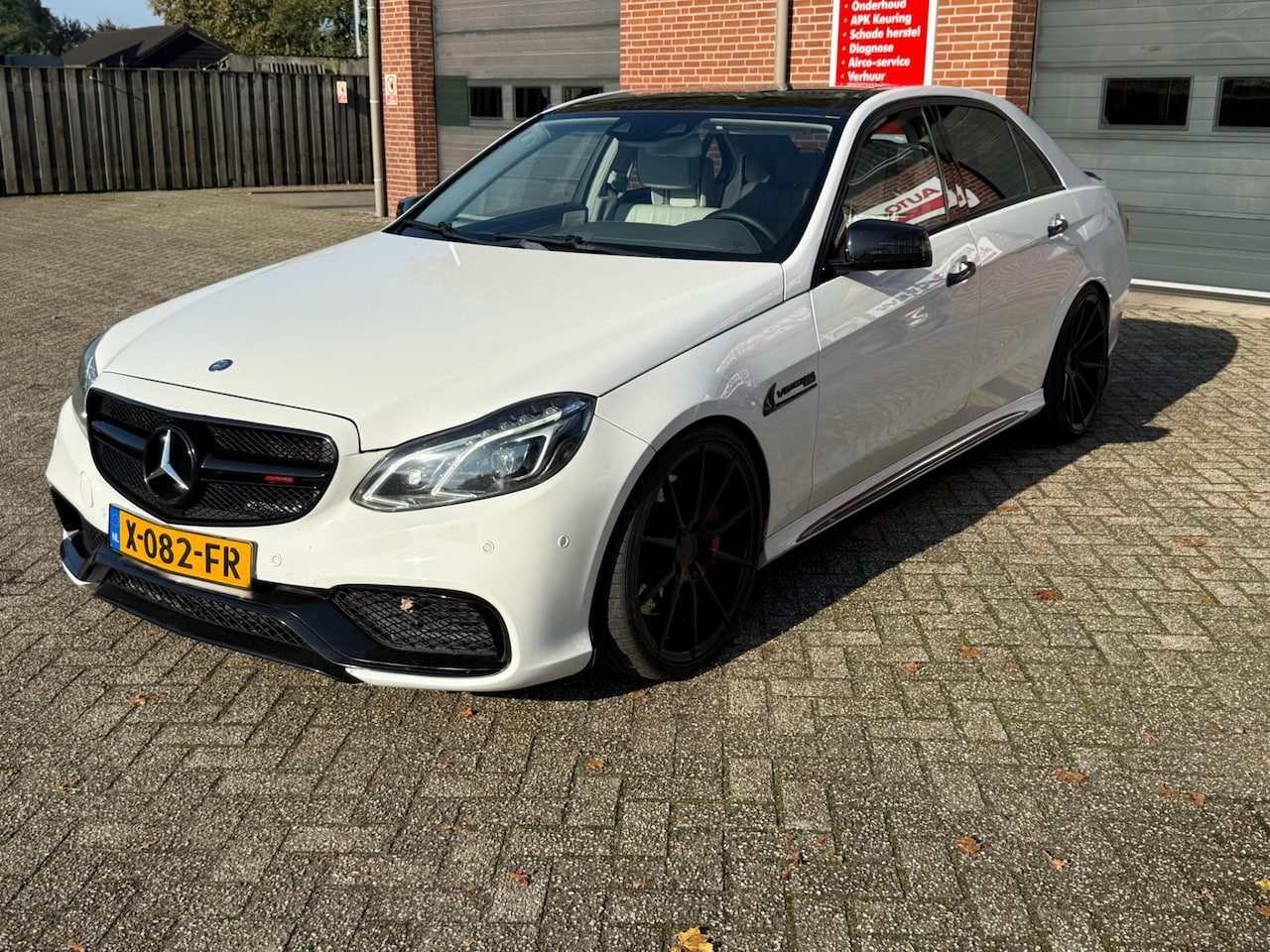 Mercedes-Benz E-klasse - 500S V8 Bi-Turbo 525PK! AMG VOL!! - AutoWereld.nl