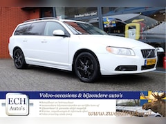 Volvo V70 - 2.0F Momentum, Xenon, Stoelverw, 17inch, 1/2 leer