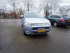 Mitsubishi Outlander - 2.0 PHEV Instyle+ STOELVERWARMING OPEN DAK CLIMA NAVI CAMERA