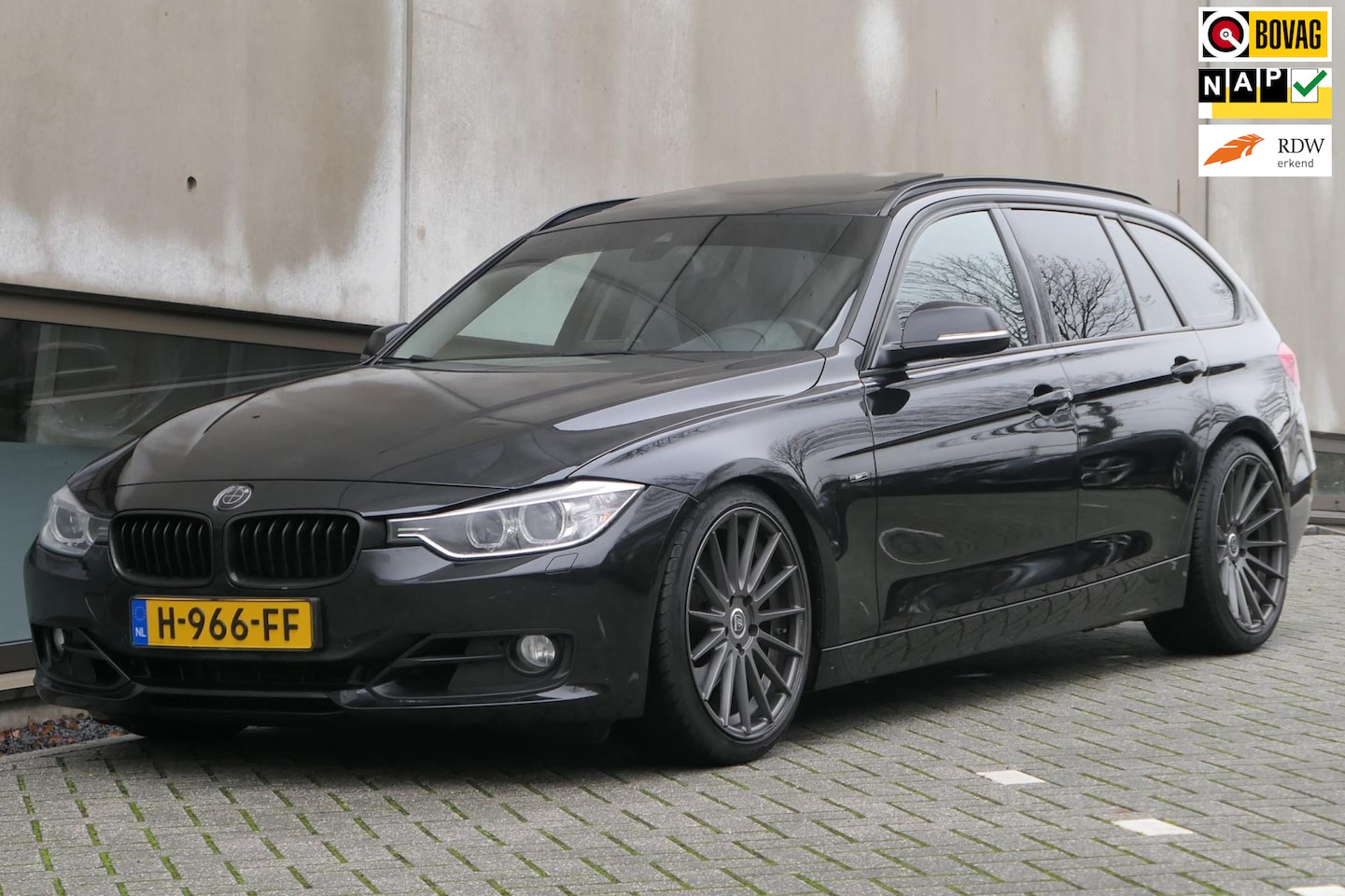 BMW 3-serie Touring - 328i High Executive 328i High Executive - AutoWereld.nl