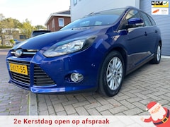 Ford Focus Wagon - 1.0 EcoBoost 1eigenaar/Dealer-onderhouden/Navi/Park Assist/Cruise-c/Climate-c/AUX/Keyless/