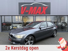 BMW 1-serie - 116i Business Xenon Navi Carplay Stoelverw