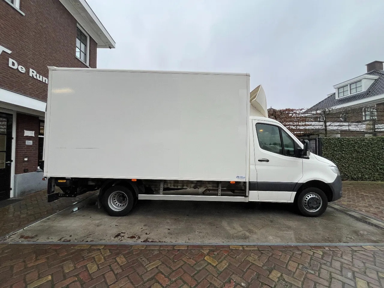 Mercedes-Benz Sprinter - 516 Airco / Koffer / laadklep - AutoWereld.nl