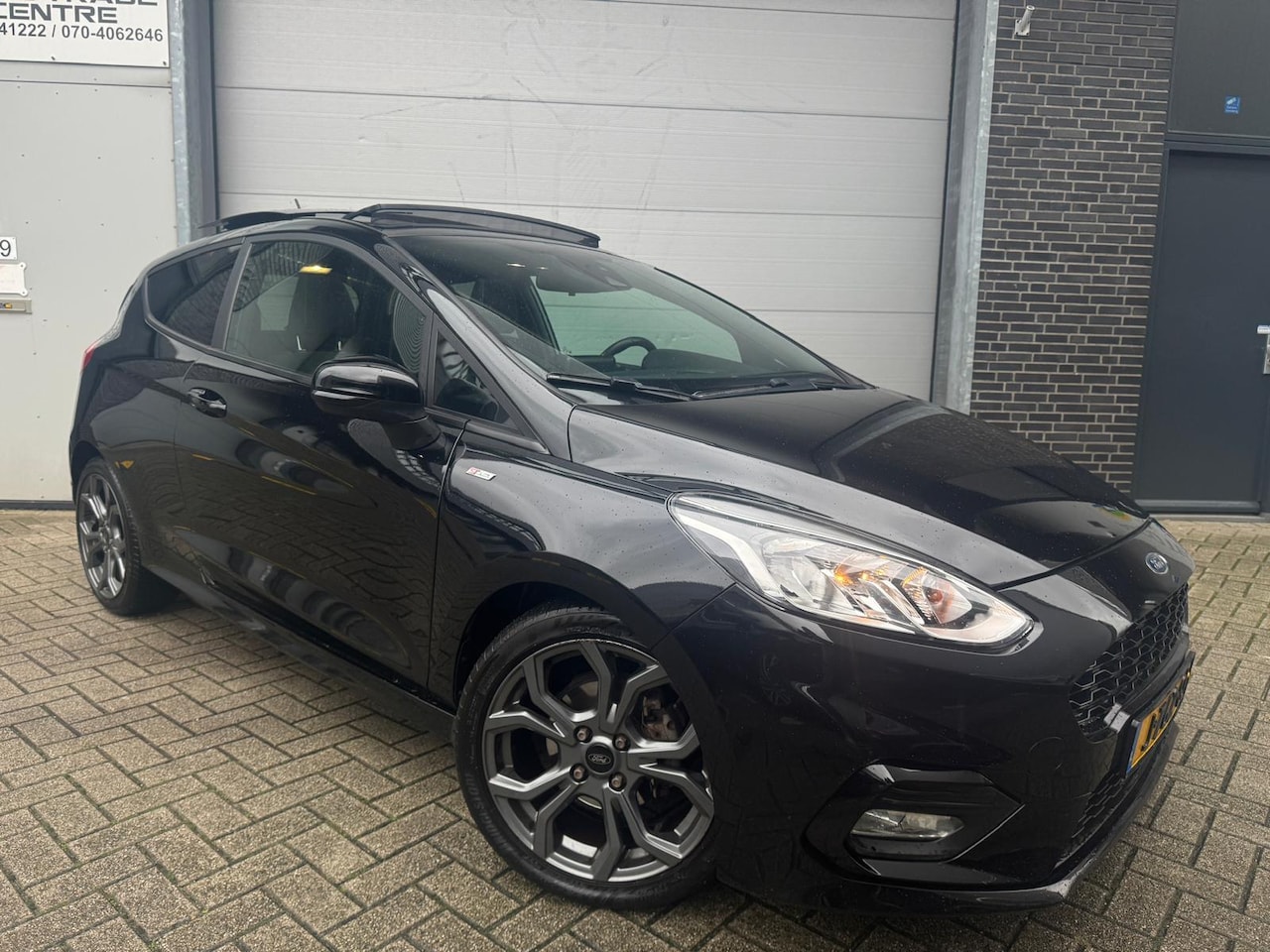 Ford Fiesta - 1.0 EcoBoost ST-Line [Pano|StoelVW|Carplay|Camera|Navi] - AutoWereld.nl