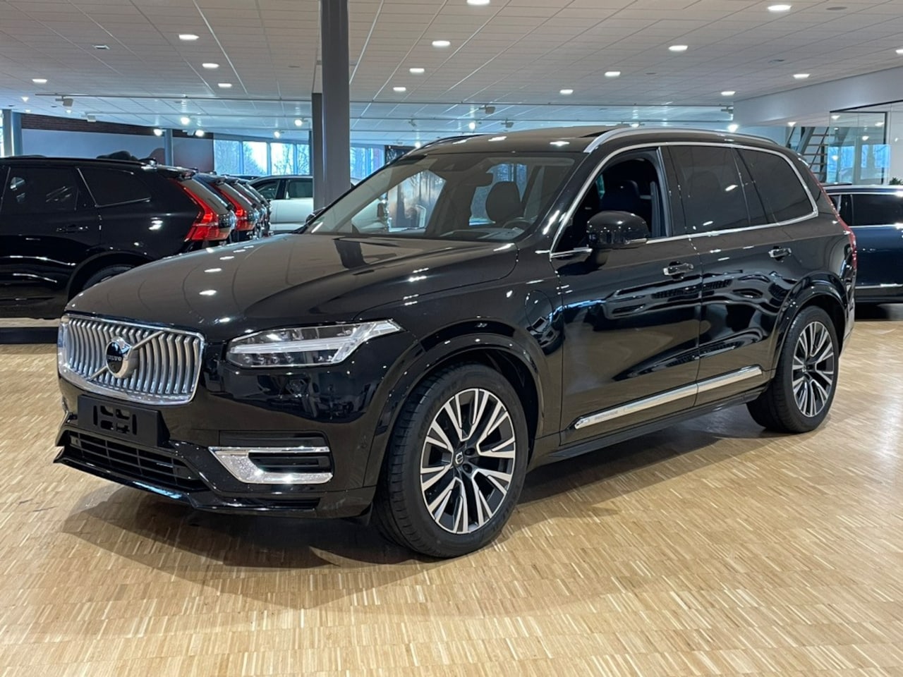 Volvo XC90 - T8 AWD Recharge Inscription | Luchtvering | Trekhaak | 360° Camera | Head-Up Display | Sto - AutoWereld.nl