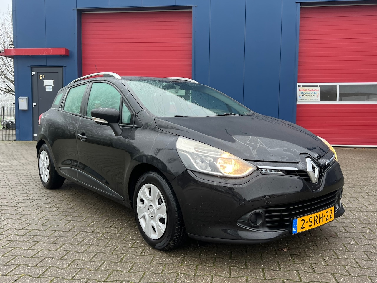 Renault Clio Estate - 1.5 dCi ECO Expression | Cruise + Airco - AutoWereld.nl