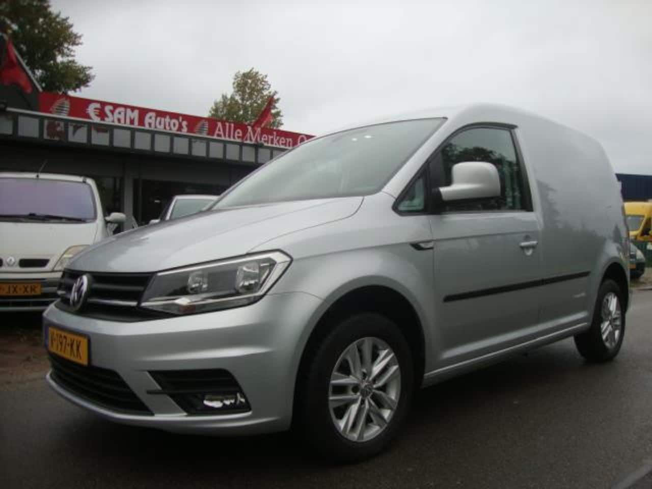 Volkswagen Caddy - 2.0 TDI L1H1 BMT Highline(Automaat +NAVI ) - AutoWereld.nl