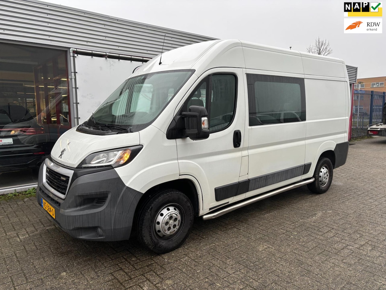 Peugeot Boxer - 330 2.2 HDI L2H2 XR DC 330 2.2 HDI L2H2 XR DC - AutoWereld.nl