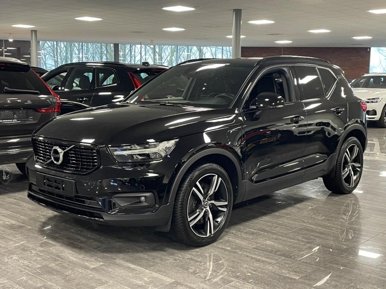 Volvo XC40 - T5 Recharge R-Design | Stoel en Stuurwielverwarming | Leder Alcantara bekleding | Zitting - AutoWereld.nl