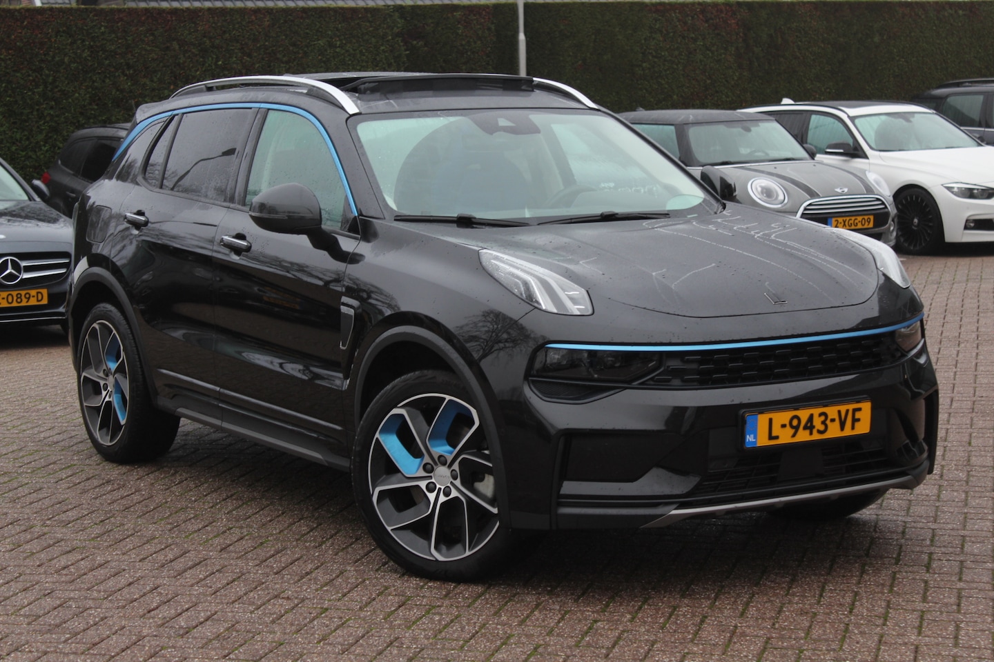 Lynk & Co 01 - 1.5 / Panoramadak / Camera / 20'' / Keyless / Dodehoek / ACC / Apple CarPlay / Virtual Coc - AutoWereld.nl