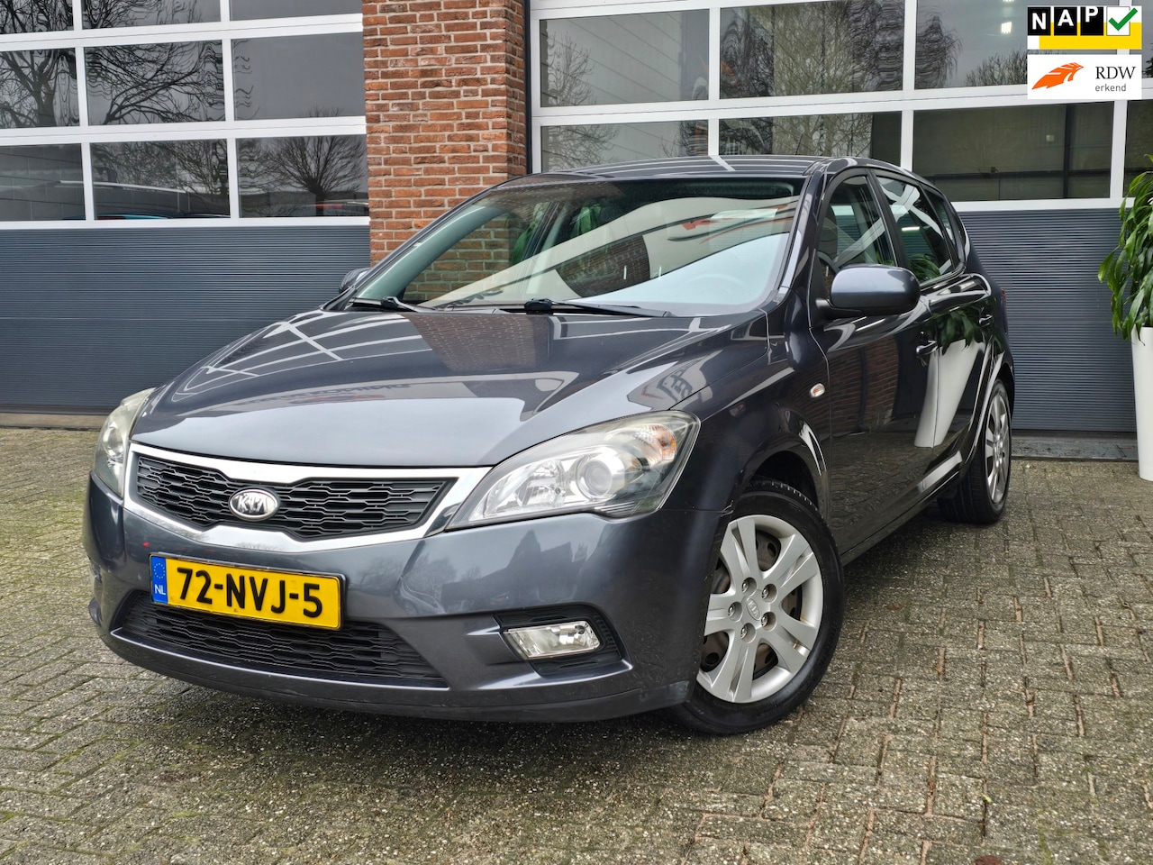 Kia Cee'd - 1.4 CVVT X-ecutive Nap |Cruise |Apk |Clima - AutoWereld.nl