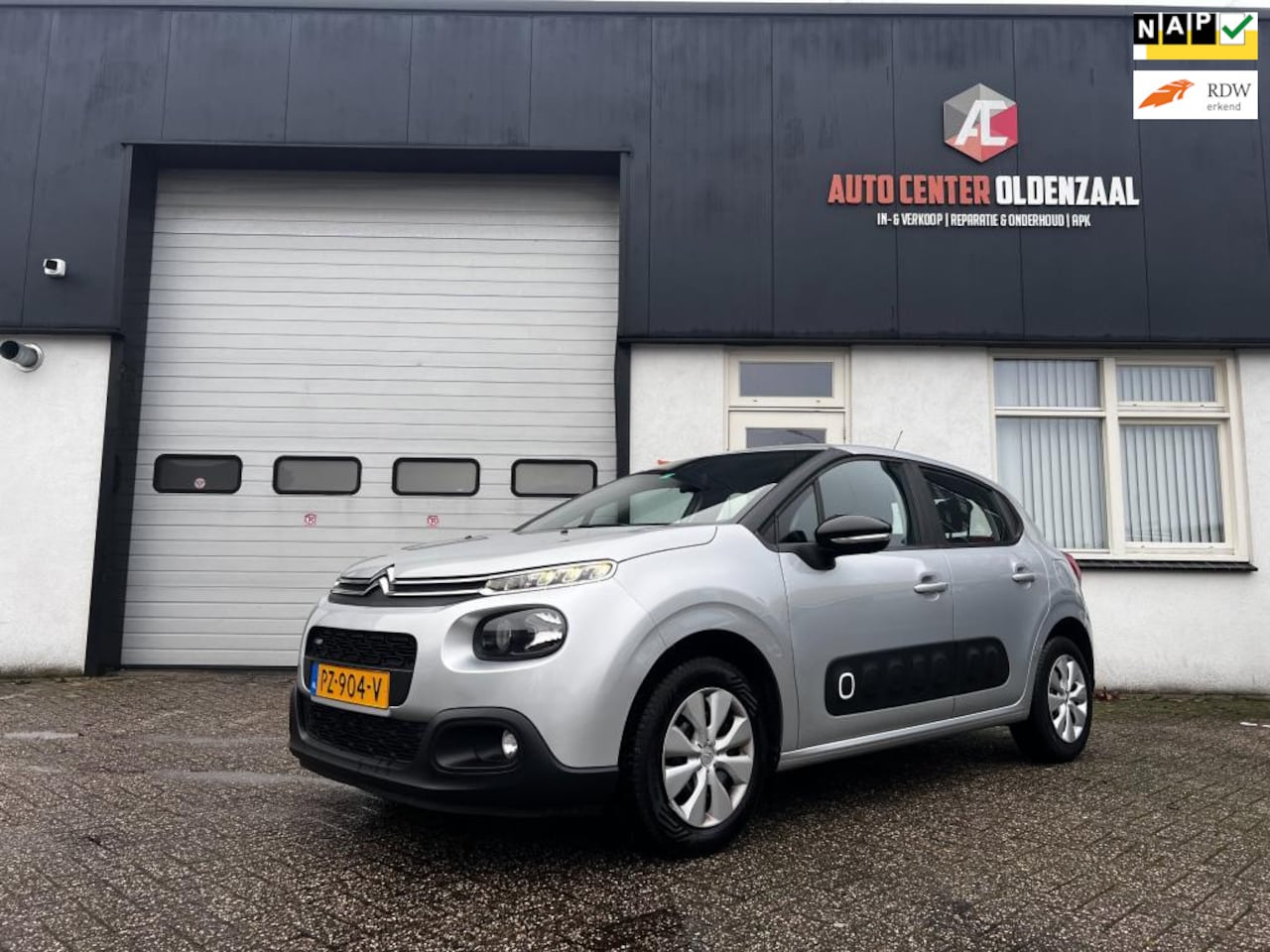 Citroën C3 - 1.2 PureTech PDC|Cruise|Nav|Airco - AutoWereld.nl