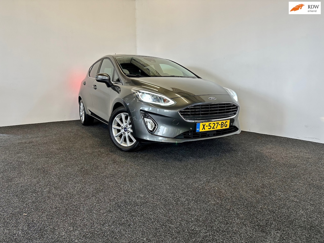 Ford Fiesta - | Automaat | Clima | NAVi | CarPlay | 5DRS - AutoWereld.nl