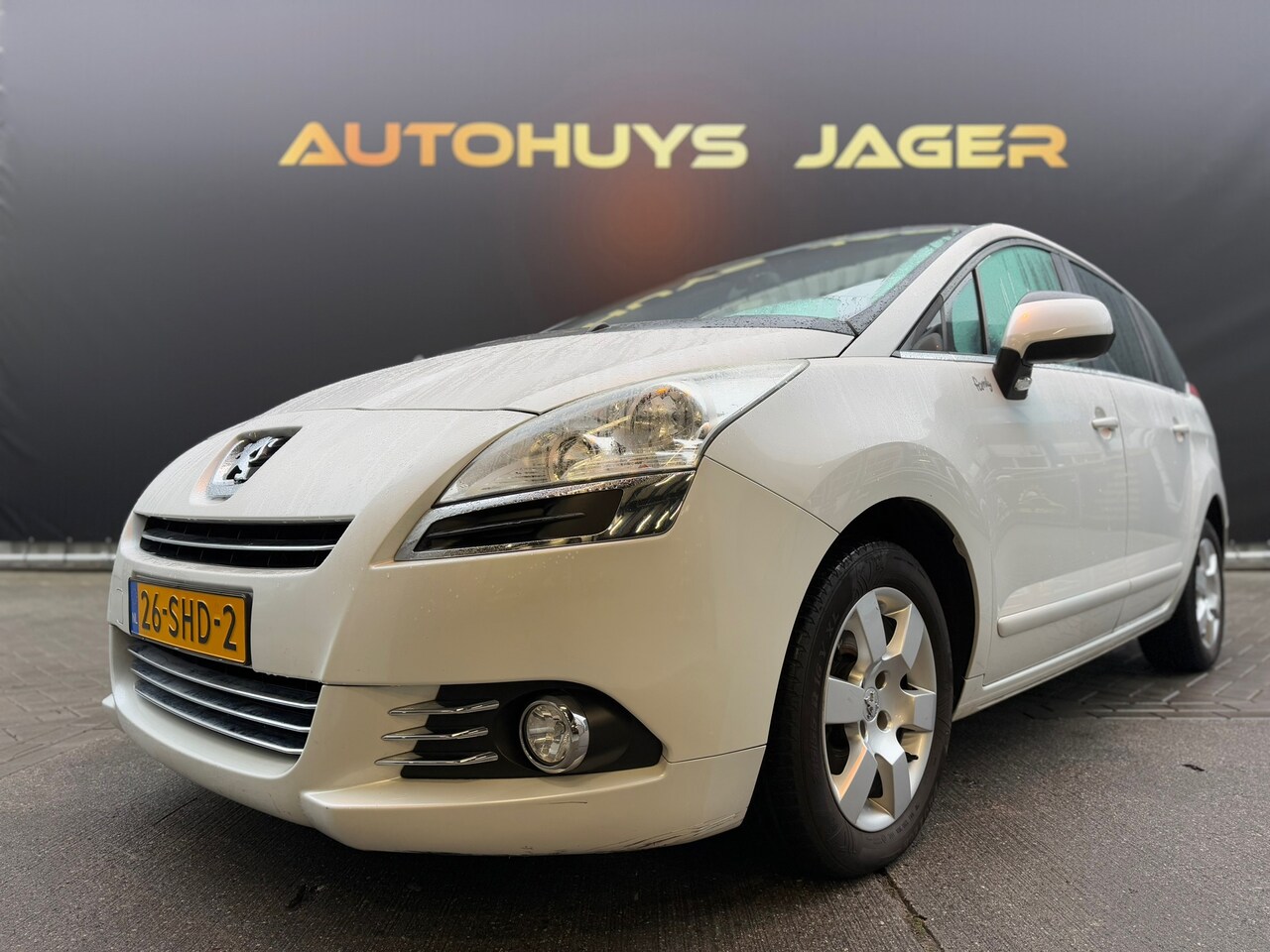 Peugeot 5008 - 1.6 Family 7persoons - AutoWereld.nl