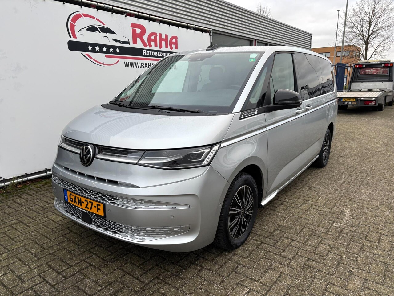 Volkswagen Multivan - 1.4 eHybrid L2H1 Highline - AutoWereld.nl