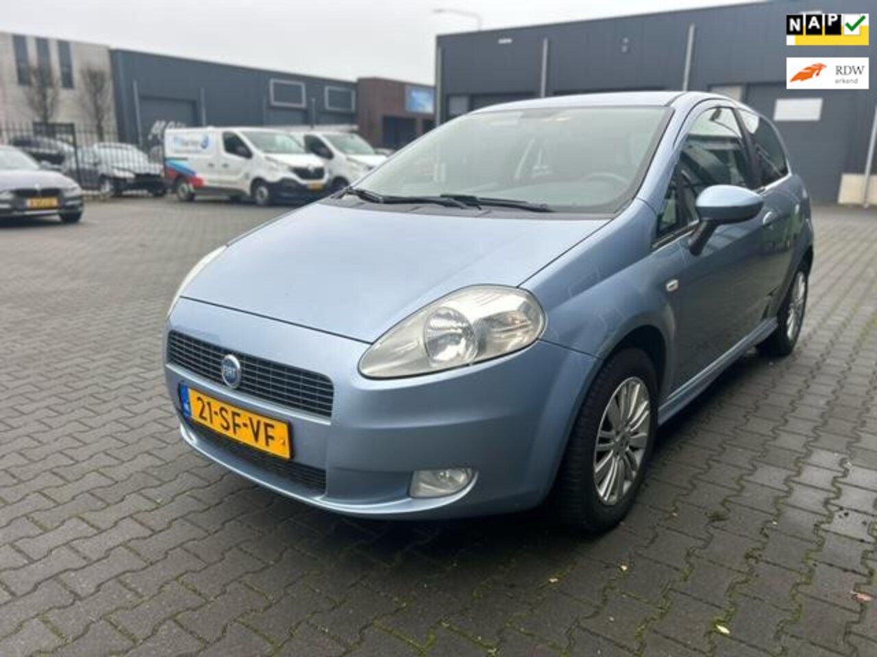 Fiat Grande Punto - 1 JAAR APK!! ELEK/RAMEN - AutoWereld.nl