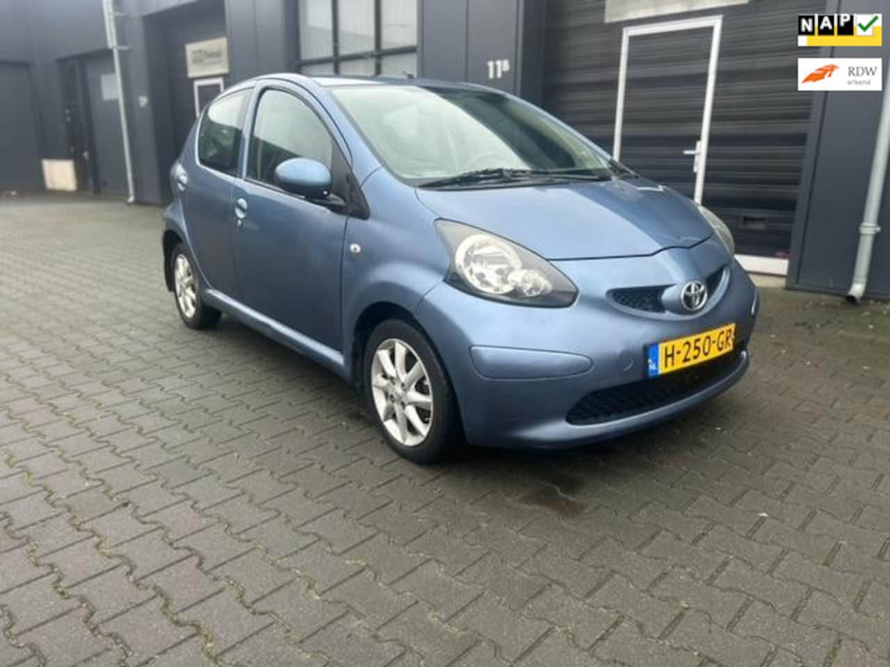 Toyota Aygo - 1.0 NIEUWE APK!! - AutoWereld.nl