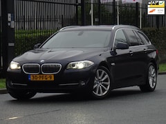 BMW 5-serie Touring - 523i High Executive NAP/LEER/NAVI/XENON