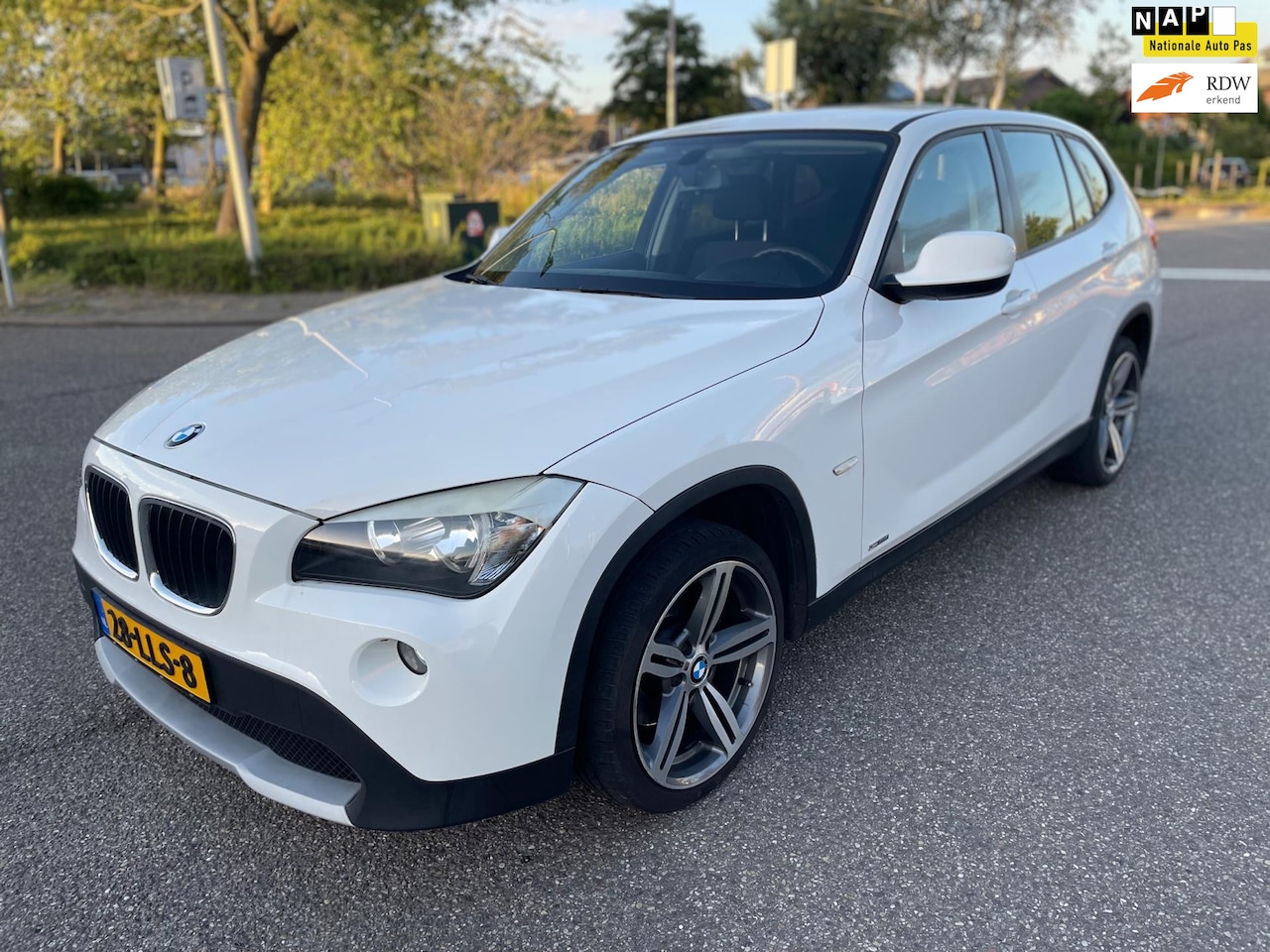 BMW X1 - SDrive18i / 1e.eigenaar / airco / elek.pakket / lmv / historie / nap.... - AutoWereld.nl