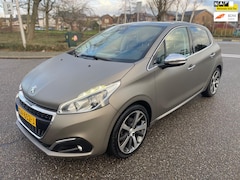 Peugeot 208 - 1.2 PureTech Première 110PK / pano / navi / cruise.control / airco / pdc / camera / lmv /