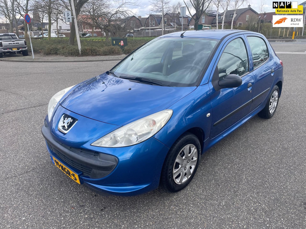 Peugeot 206 - 1.1 XR elek.pakket.... - AutoWereld.nl