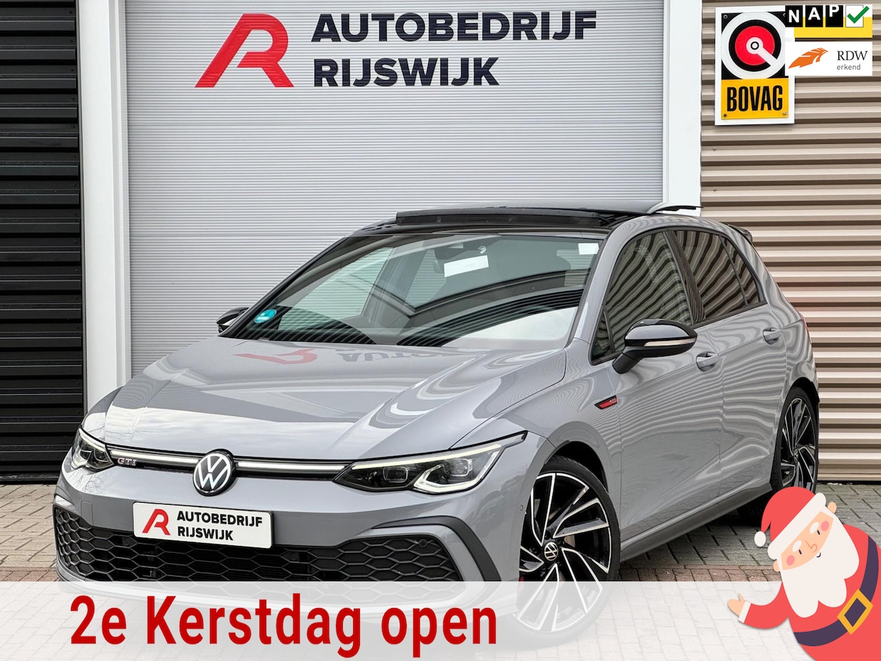 Volkswagen Golf - 2.0 TSI GTI Black Style Matrix/Pano/Camera/BTW - AutoWereld.nl