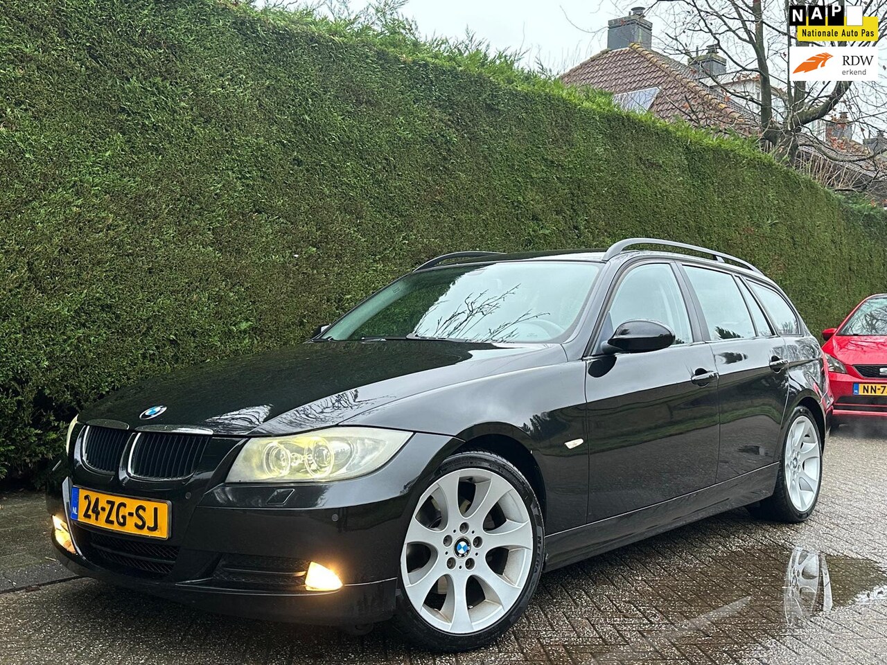 BMW 3-serie Touring - 318i RIJDT GOED/LEER/PDC/XENON/NAVIGATIE - AutoWereld.nl