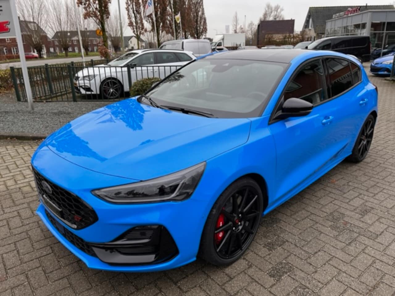 Ford Focus - 2.3 EcoBoost ST-X EDITION LIM. 2.3 ECOBOOST SPEC. ! - AutoWereld.nl