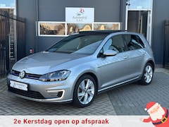 Volkswagen Golf - 1.4 TSI GTE PANO NAVI CRUISE