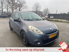 Renault Clio - 1.2 Special Line 5DRS AIRCO|NAVI|LET OP:DEFECT D.RIEM