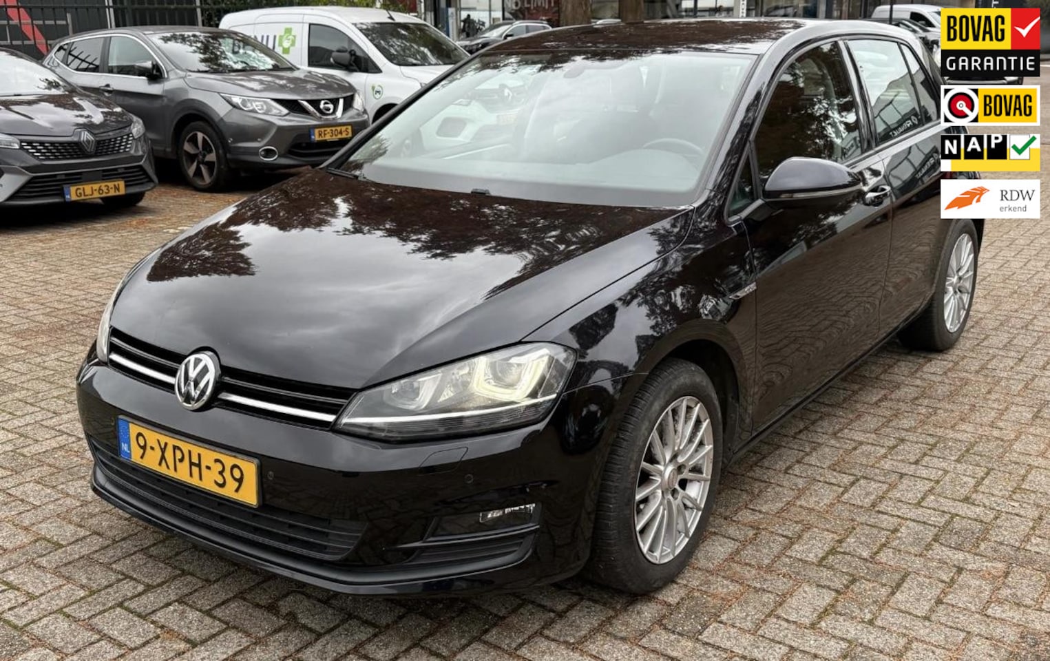 Volkswagen Golf - 1.2 TSI Highline Xenon Led Navi Pdc 1e eigenaar - AutoWereld.nl