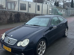 Mercedes-Benz C-klasse Sportcoupé - 320 NAP EL STOEL PANO