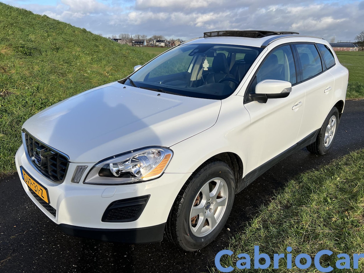 Volvo XC60 - 3.2 AWD Summum 11500 netto ex btw - AutoWereld.nl