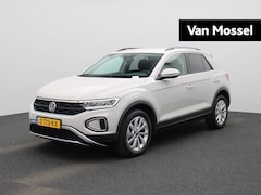 Volkswagen T-Roc - 1.0 TSI Life | Airco | Apple Carplay | Parkeersensoren Voor/achter | Cruise Control |