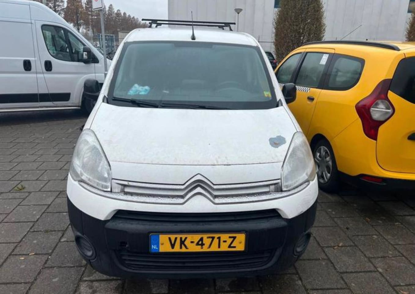 Citroën Berlingo XL - 1.6 e-HDI Club - AutoWereld.nl