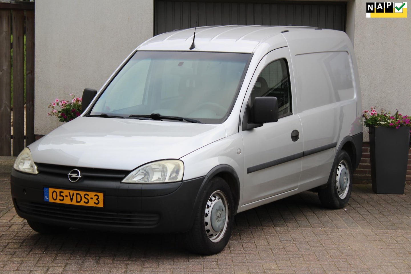 Opel Combo - 1.3 CDTi Automaat Marge APK tot 06-2025 - AutoWereld.nl