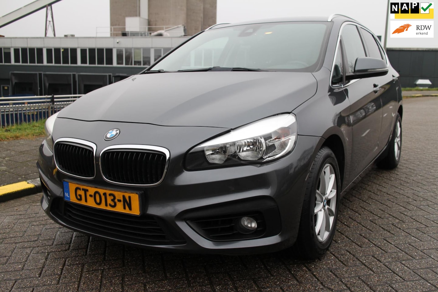 BMW 2-serie Active Tourer - 218i Essential 218i Essential - AutoWereld.nl