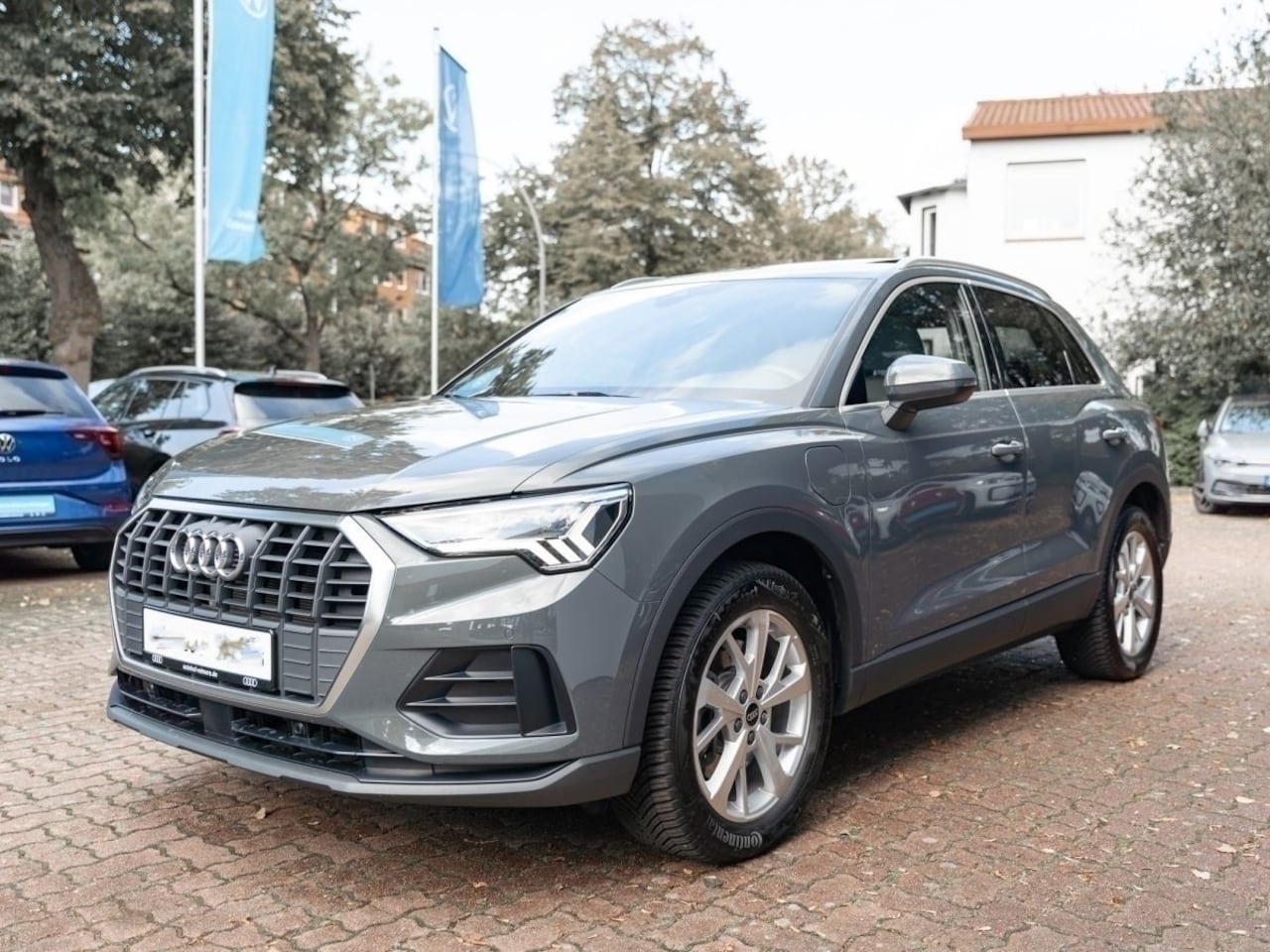 Audi Q3 - 45 TFSI e (180kW/245pk) ** LED, VIRTUAL, LEDER, PANORAMA, TREKH, PRIVACY, ADAPT. CRUISE ** - AutoWereld.nl